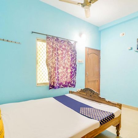 Spot On 68703 Delight Inn Purî Extérieur photo