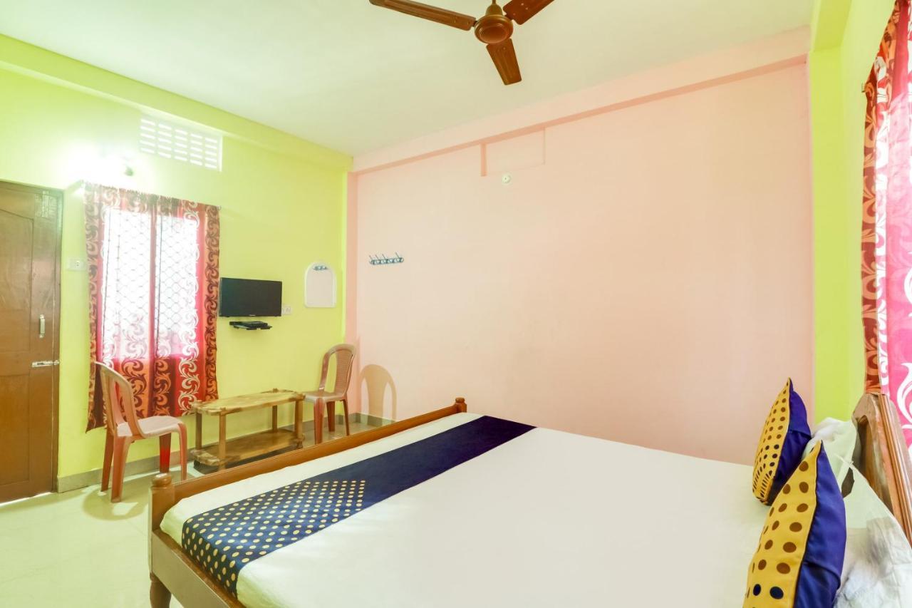 Spot On 68703 Delight Inn Purî Extérieur photo